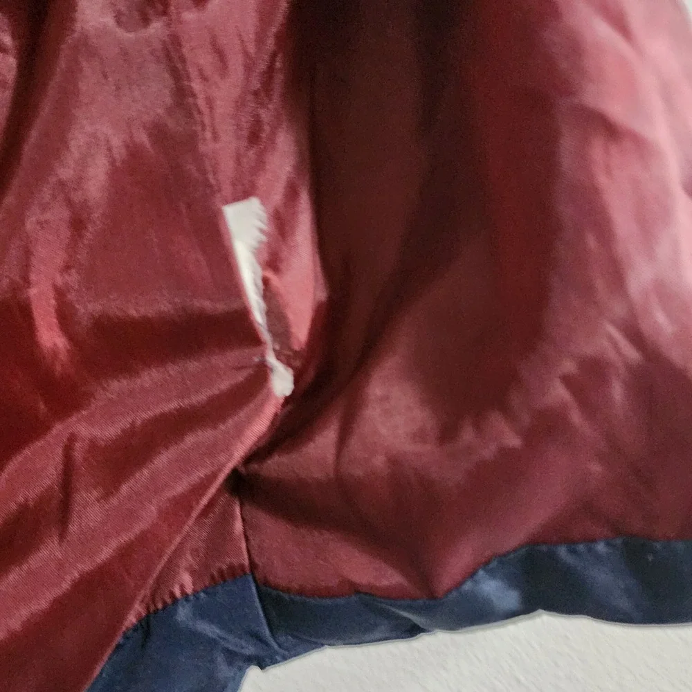 Buffalo David Bitton Boys Navy Blue Quilted Puffer Vest Size 4T Burgundy Lining - Picture 3 of 6